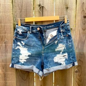 American Eagle mom shorts